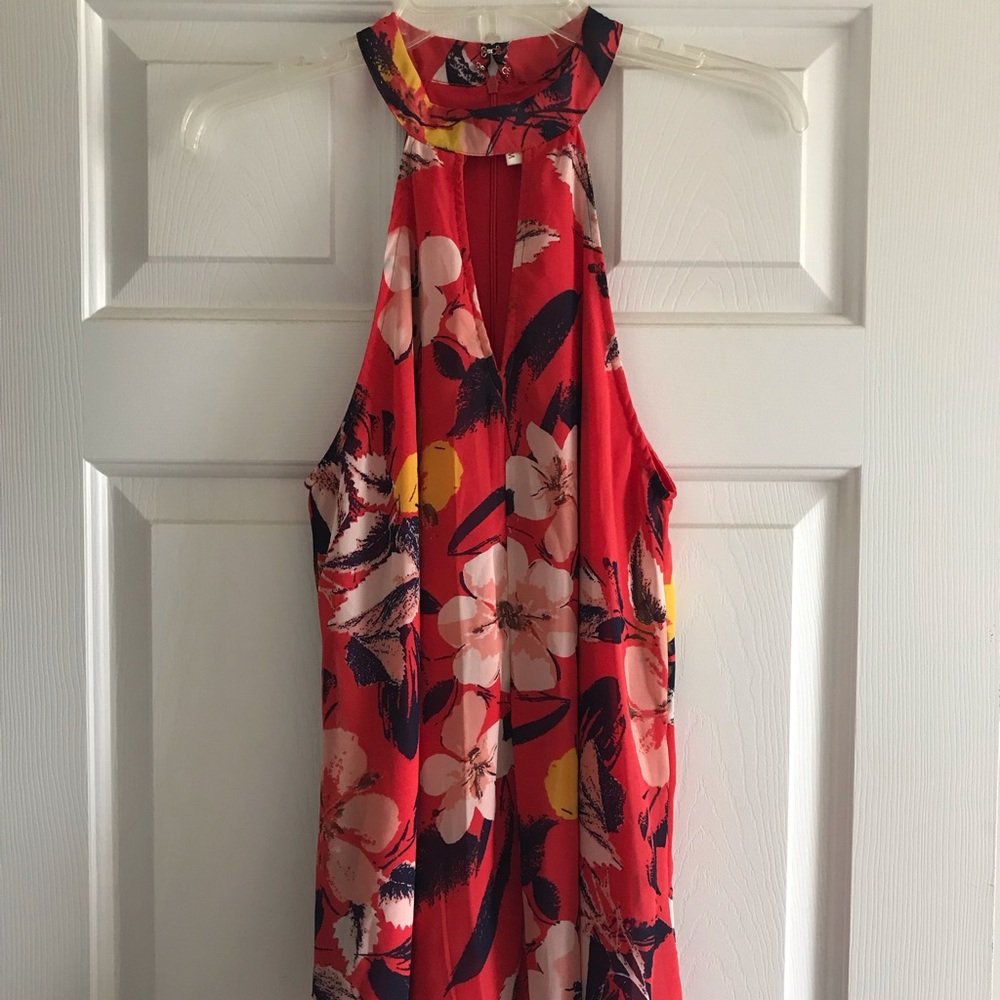 Coral swing top